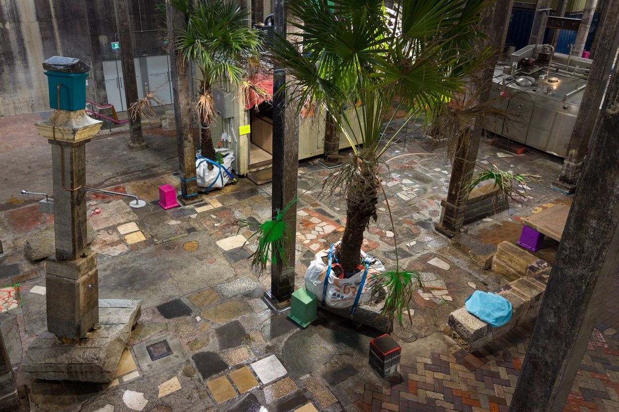 Mike Hewson: The Key's Under The Mat - 